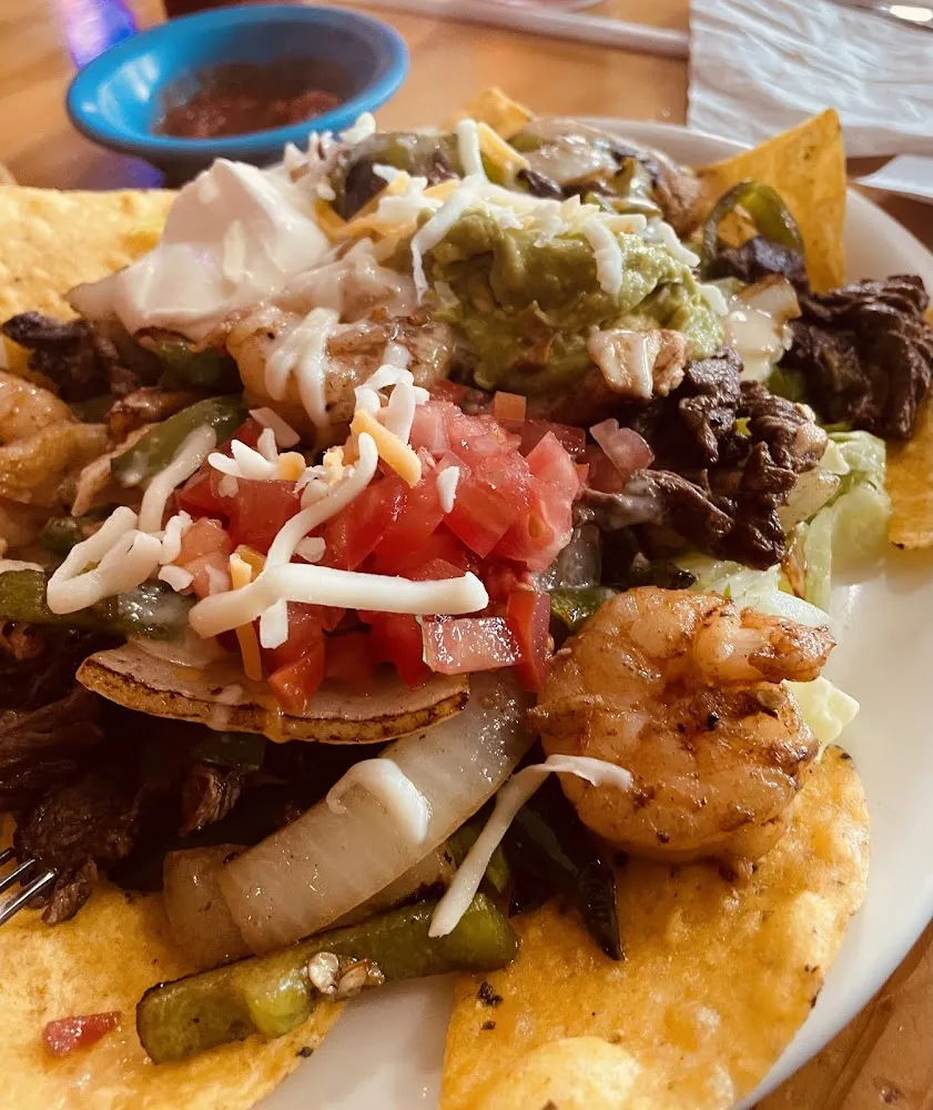 Fajita Shrimp Nachos